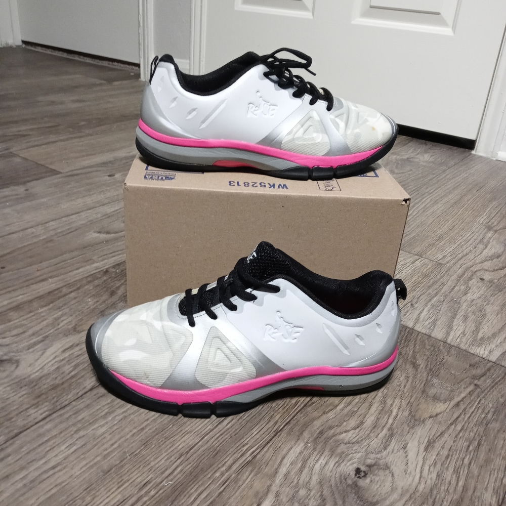 Running Shoes